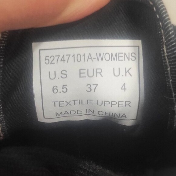 Levi's Women's Dark Gray/Black Denim Sneakers - Side Trademark Logo - Size 6.5 - Picture 8 of 8